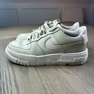 Nike Air Force 1 Pixel sneakers. Women’s size 7. Excellent condition.